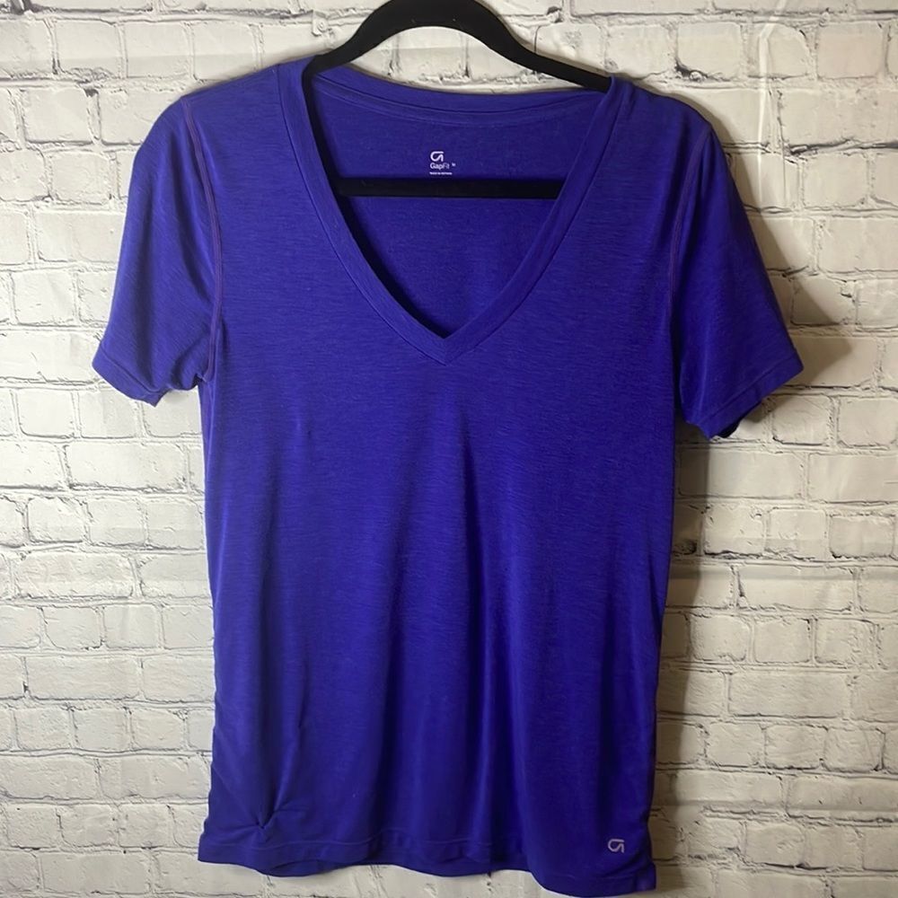 Gap Vneck Tee Sz Med